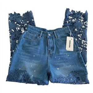 ✨ Monvess Denim Lace Overlay Jeans – Size M ✨